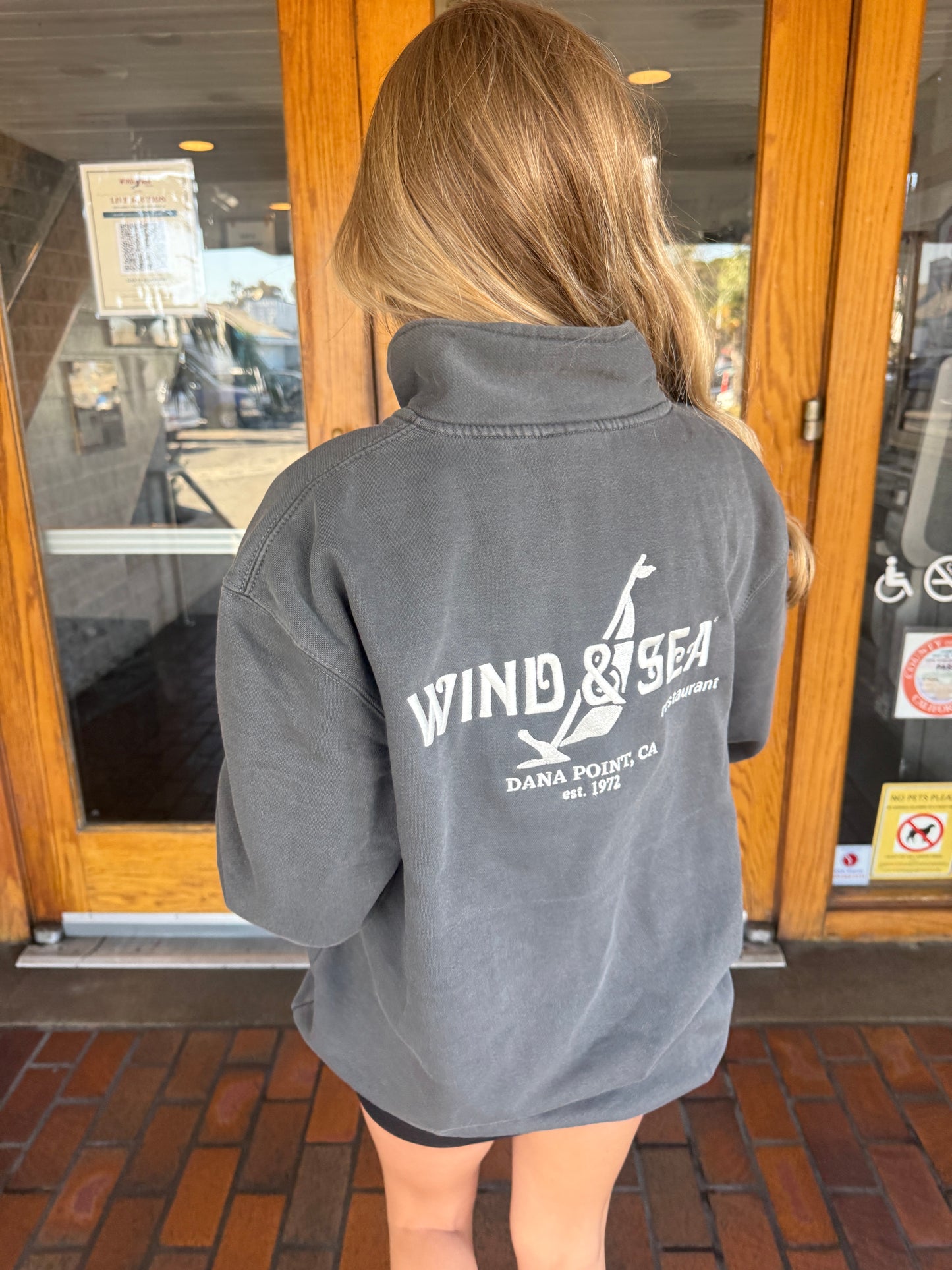 Limited Edition Stingray 1/4 Zip