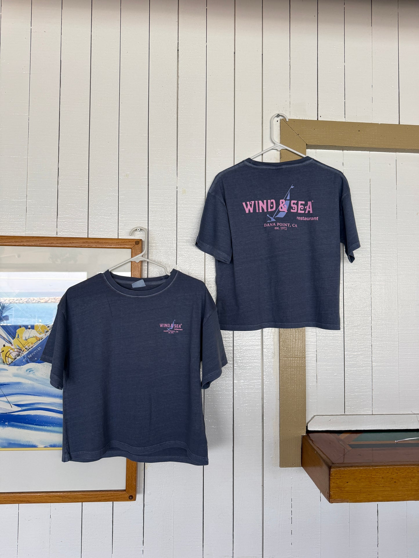 Seahorse Cropped Tee